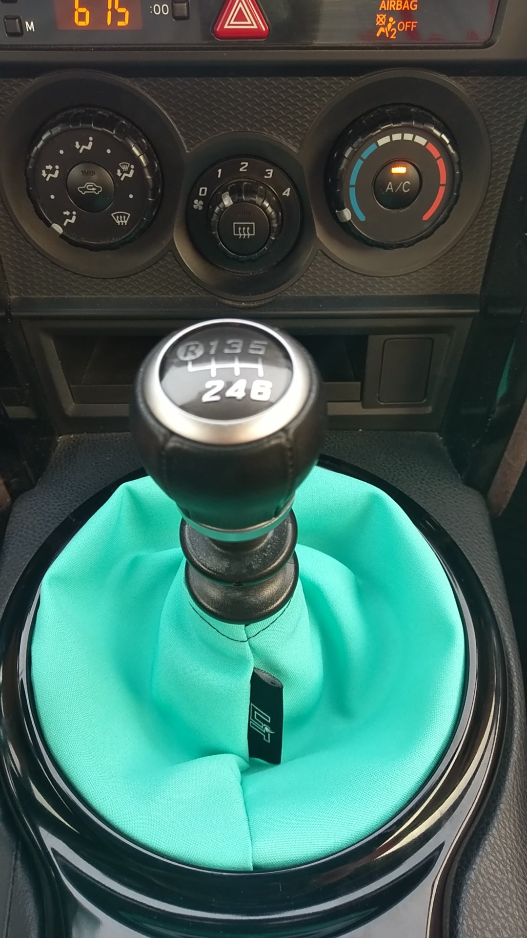 tiffany blue shift boot cover , teal blue shift boot cover , , nissan shift boot cover , subaru shift boot cover , toyota shift boot cover , schassis shift boot cover , nissan z shift boot cover , skyline shift boot cover , ford shift boot cover