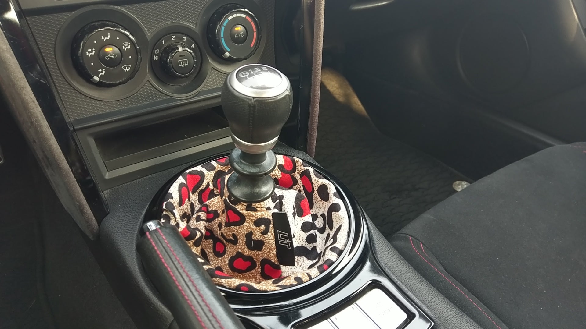 shift boot