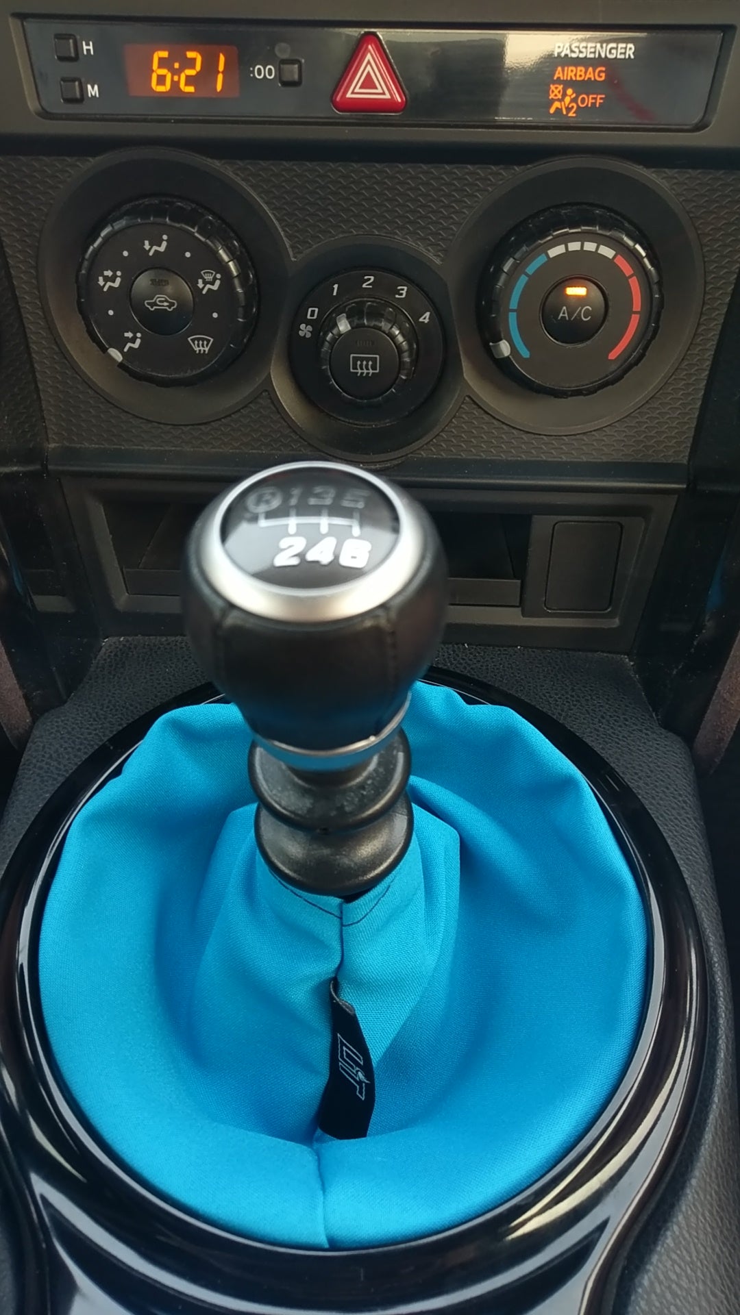 blue shift boot cover , nissan shift boot cover , subaru shift boot cover , toyota shift boot cover , schassis shift boot cover , nissan z shift boot cover , skyline shift boot cover , ford shift boot cover