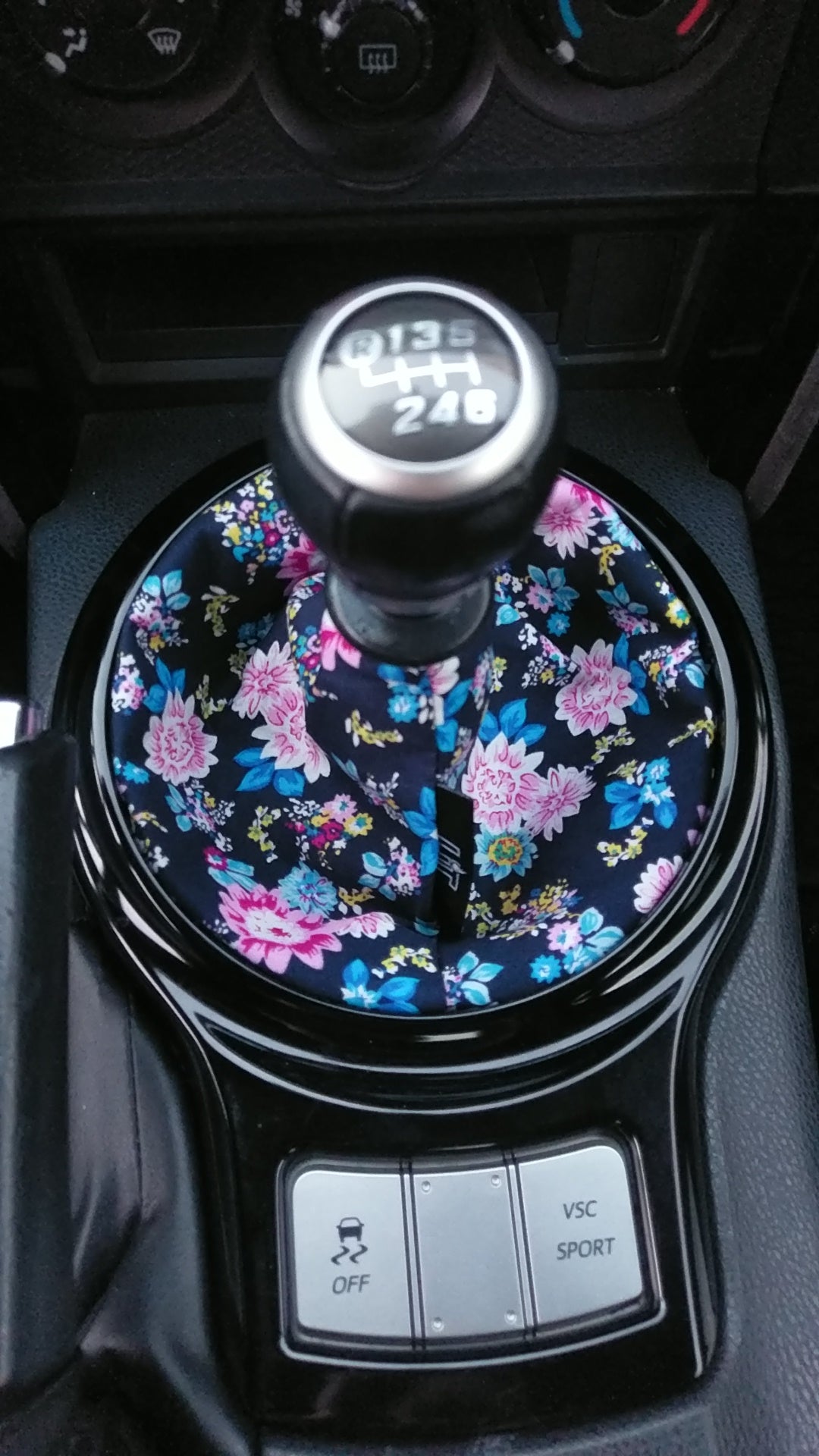 floral shift boot cover , nissan shift boot cover , subaru shift boot cover , toyota shift boot cover , schassis shift boot cover , nissan z shift boot cover , skyline shift boot cover , ford shift boot cover